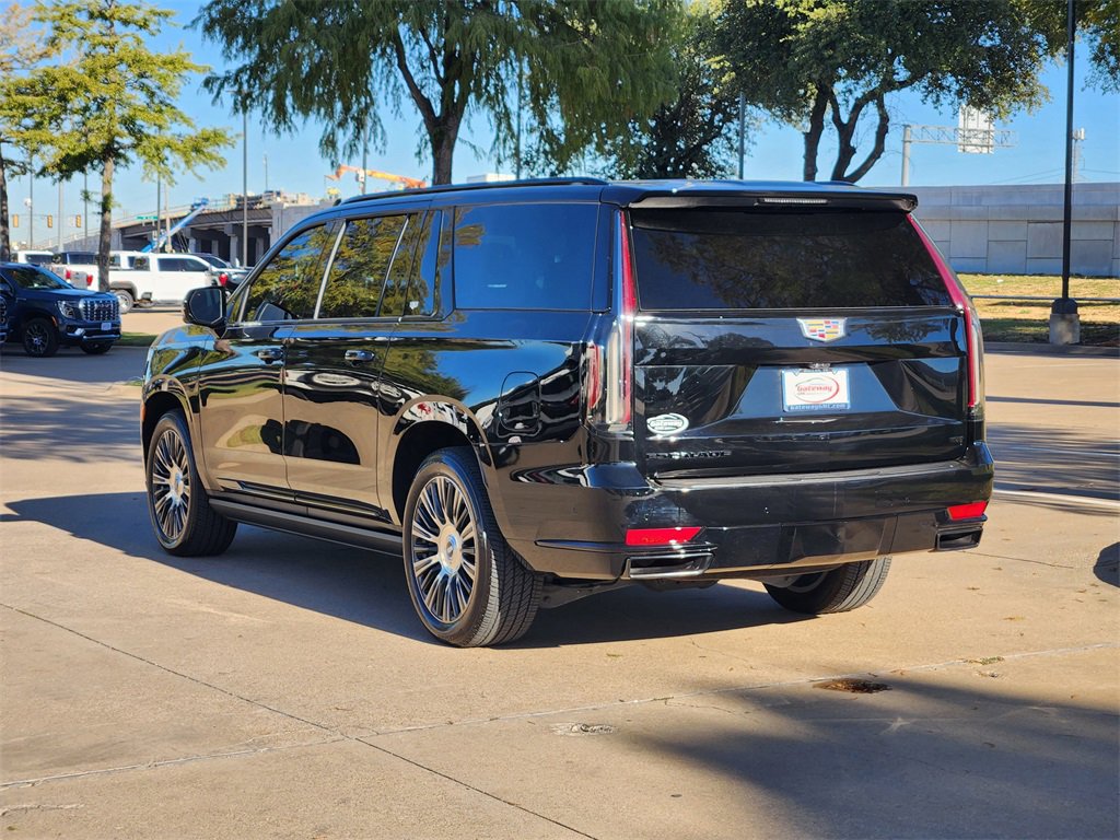 Used 2022 Cadillac Escalade ESV Sport w/ Touring Package image 5