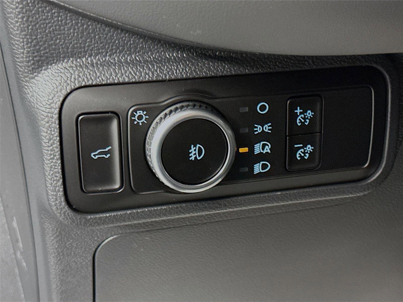 New 2026 Ford Explorer Active w/ Active Comfort Package image 10