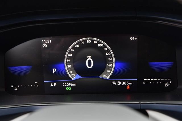 Certified 2023 Volkswagen Taos SE w/ Panoramic Sunroof Package image 11