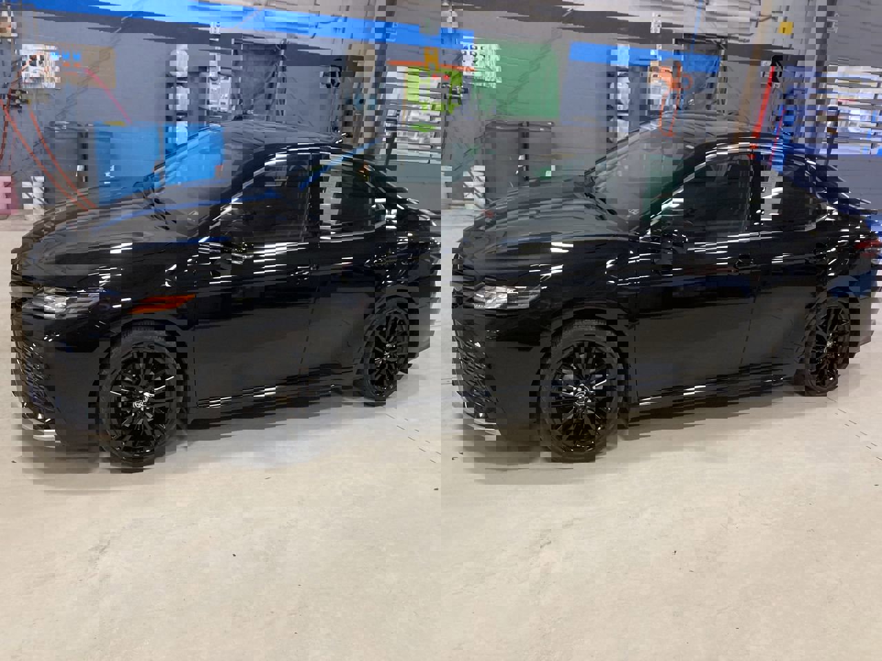 Used 2023 Toyota Camry XSE w/ Navigation Package FWD image 4