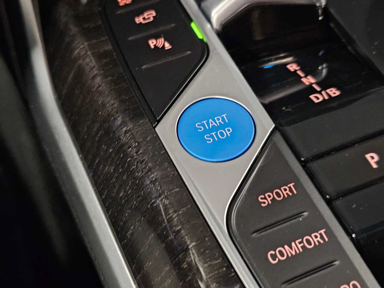 Certified 2023 BMW i4 eDrive40 w/ Premium Package RWD image 21