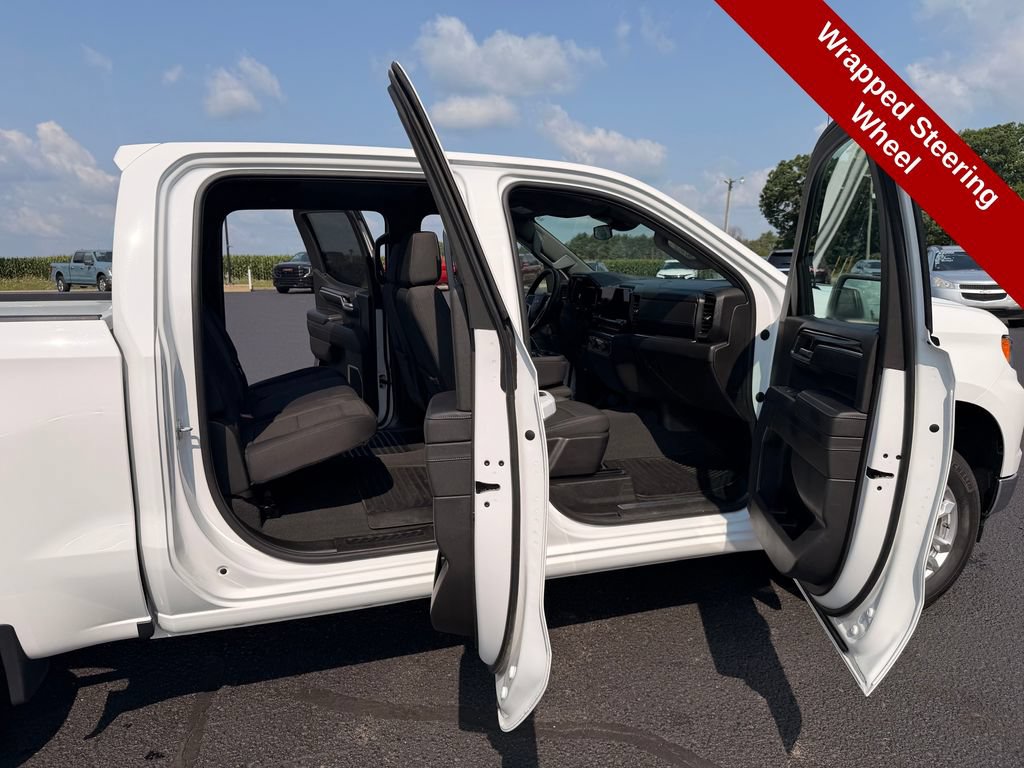 Used 2024 Chevrolet Silverado 1500 LT AWD/4WD image 33