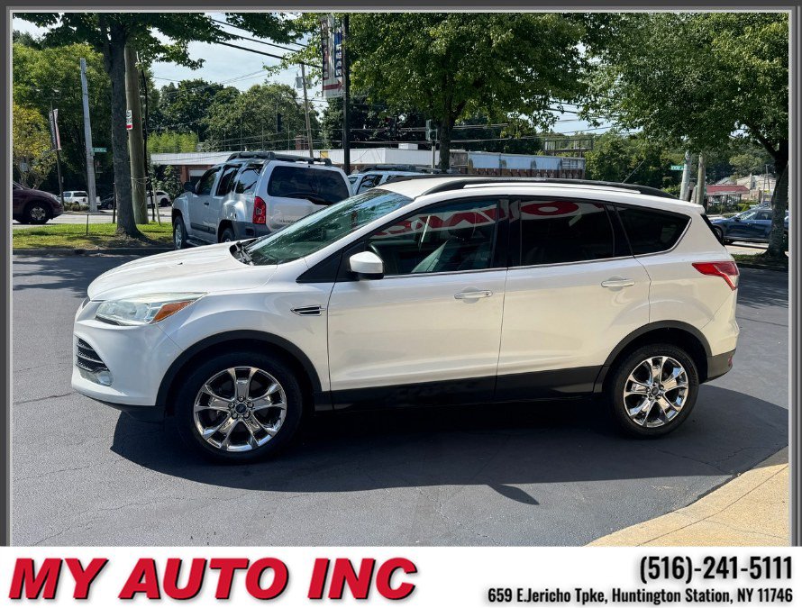 Used 2014 Ford Escape SE w/ Equipment Group 201A AWD/4WD image 7