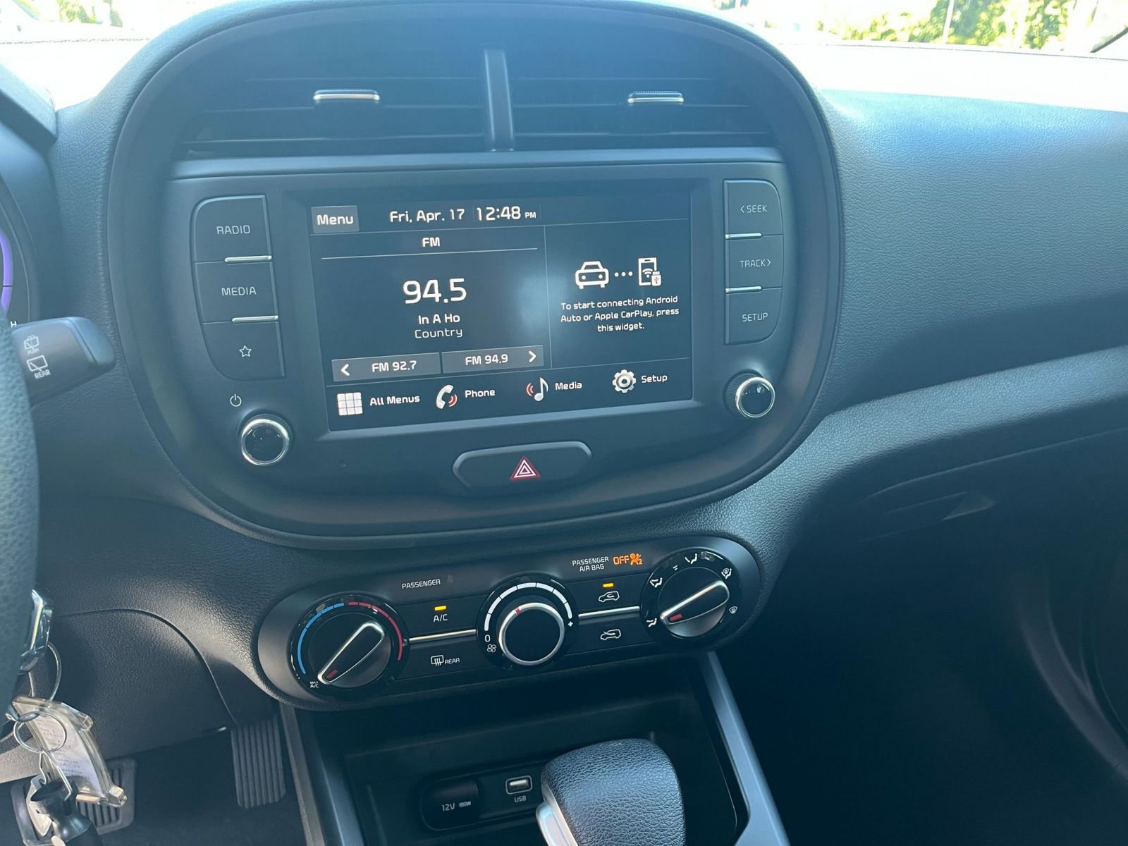 Used 2025 Kia Soul LX w/ LX Technology Package image 17