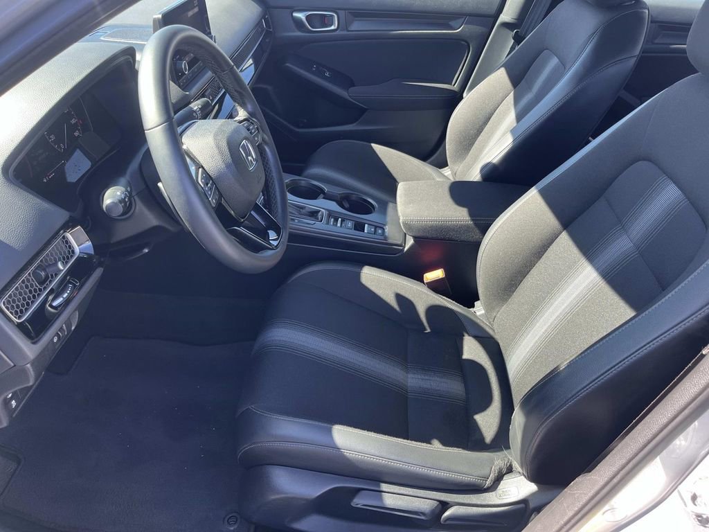 Used 2023 Honda Civic Sport image 12