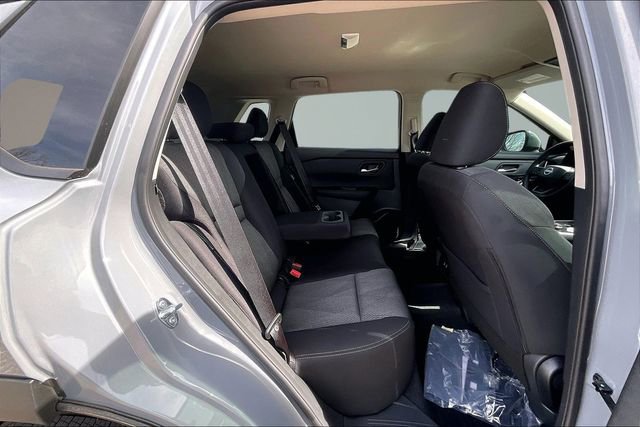 New 2026 Nissan Rogue SV image 10