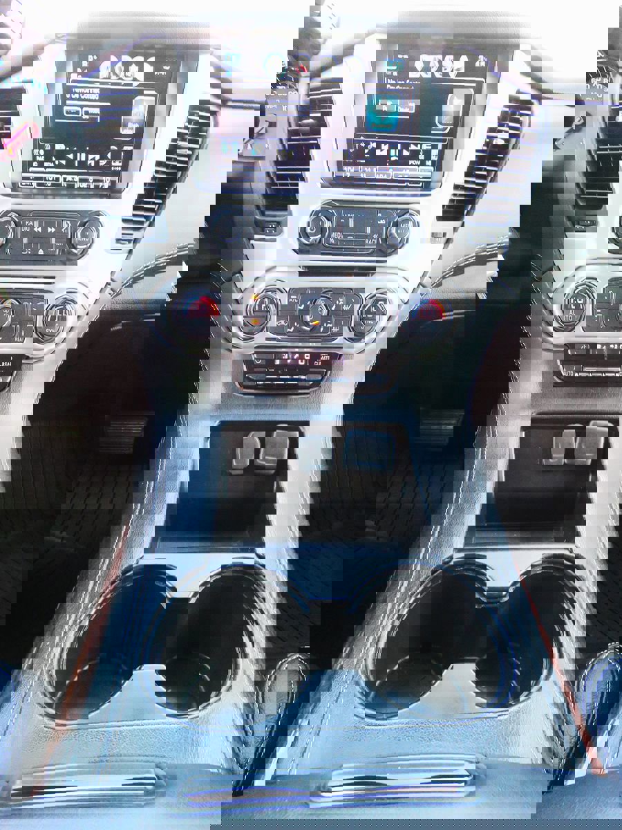 Used 2020 GMC Yukon XL SLE w/ Convenience Package image 29