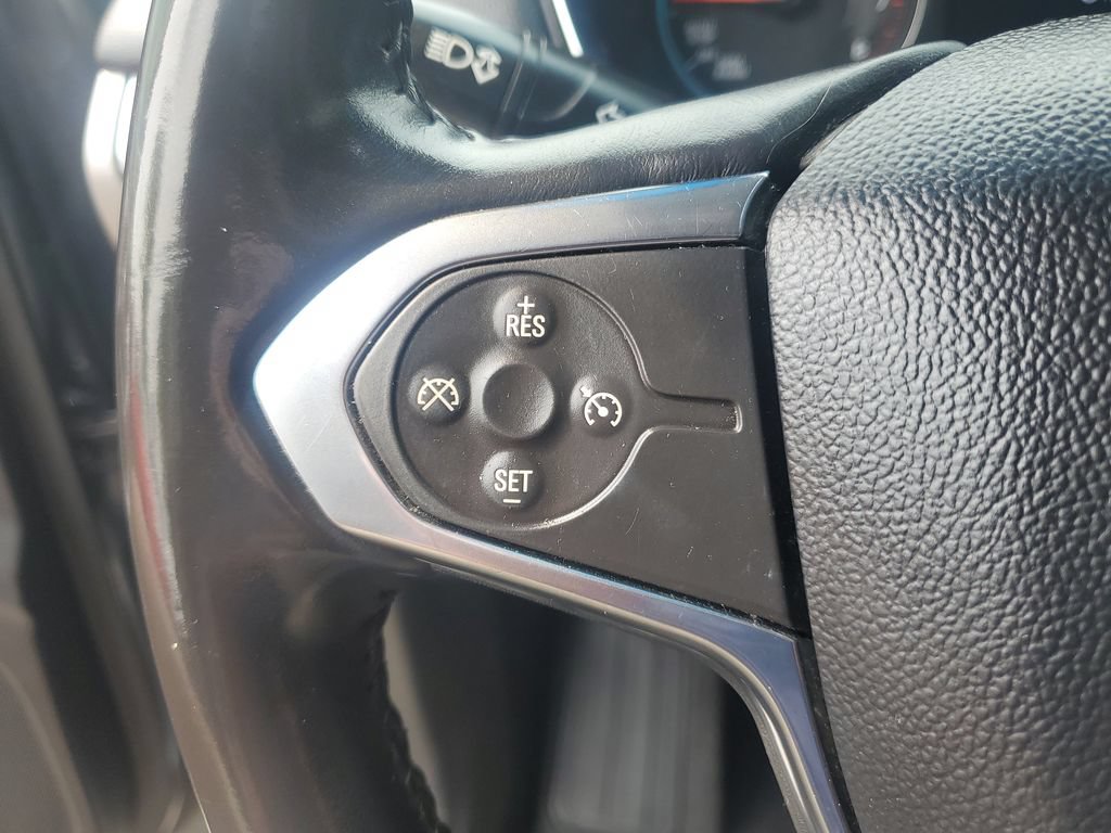 Used 2020 Chevrolet Traverse LT w/ LPO, Floor Liner Package AWD/4WD image 12