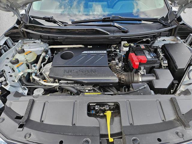 Used 2025 Nissan Rogue SV image 22