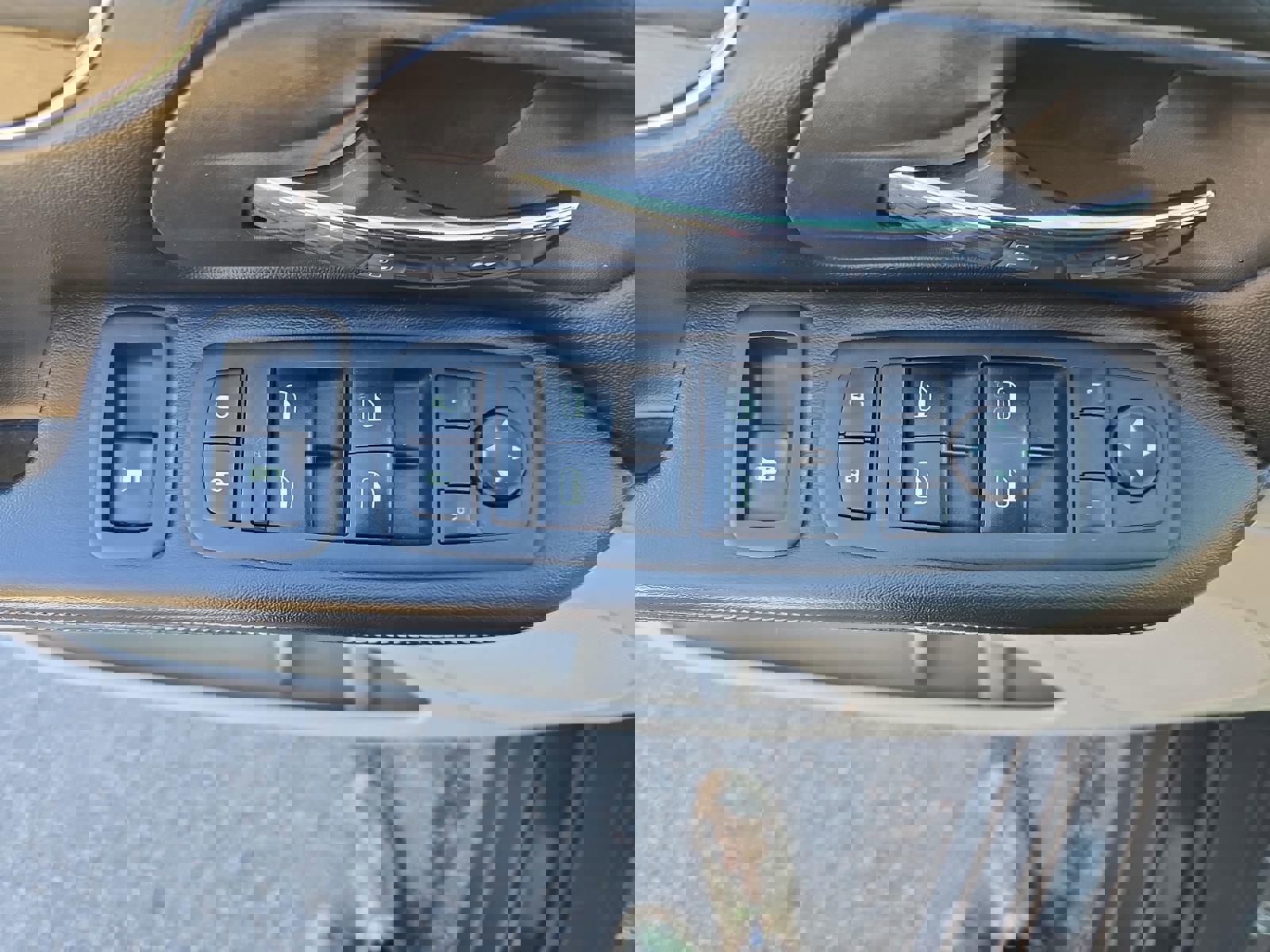 Used 2020 Dodge Grand Caravan SXT image 29