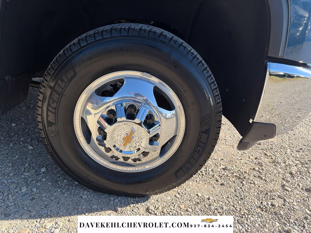 Used 2024 Chevrolet Silverado 3500 LTZ w/ LTZ Plus Package AWD/4WD image 43