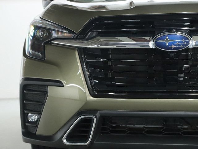Certified 2024 Subaru Ascent Touring w/ Popular Package #2 AWD/4WD image 6