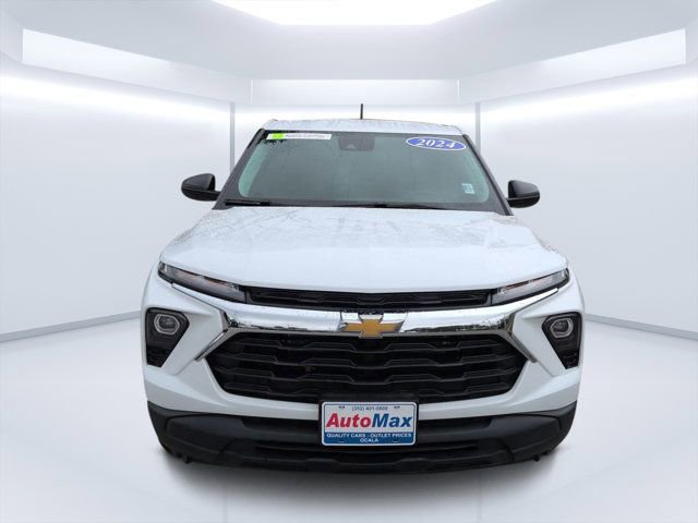 Used 2024 Chevrolet TrailBlazer LS w/ LS Convenience Package FWD image 8