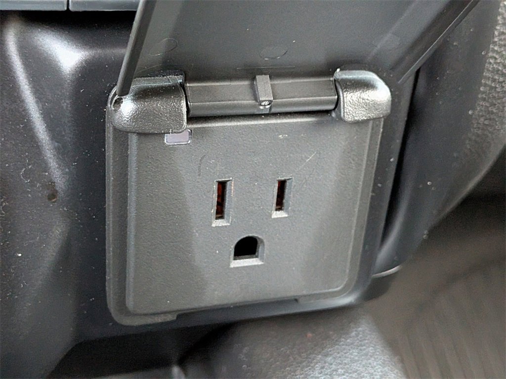 Used 2021 Chevrolet Silverado 1500 LT Trail Boss w/ Bed Protection Package image 26