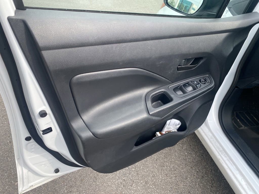 Used 2024 Nissan Versa S w/ S Plus Package FWD image 47