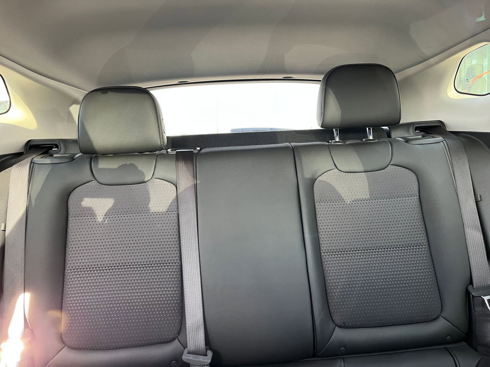 Used 2025 Chevrolet Trax LT w/ LT Convenience Package image 37