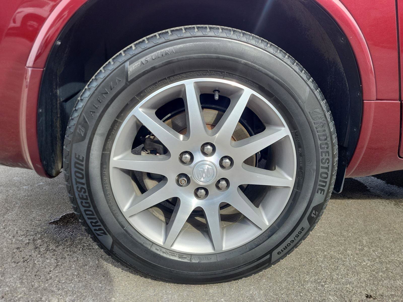 Used 2017 Buick Enclave Leather w/ Trailering Package image 30