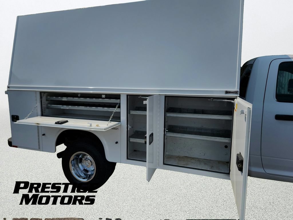 Used 2021 RAM 3500 Tradesman w/ Chrome Appearance Group RWD image 24