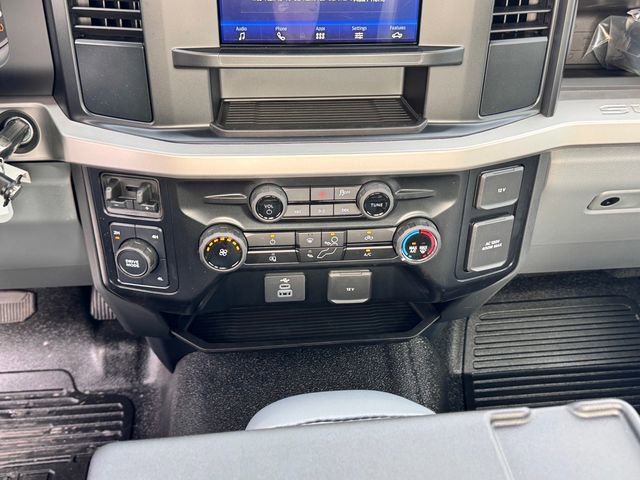 New 2025 Ford F350 XL w/ XL Chrome Package image 17