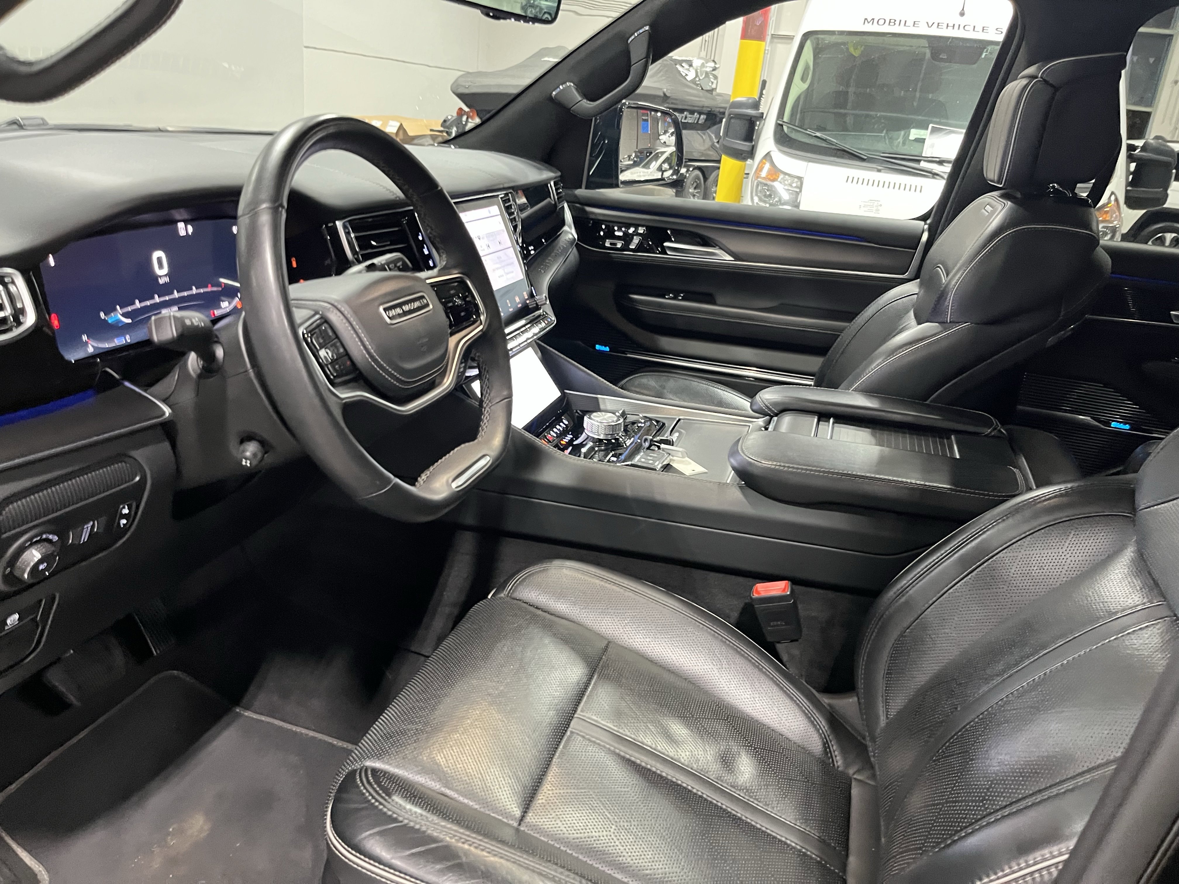 Used 2024 Jeep Grand Wagoneer L Series II w/ Quick Order Packagew 28T image 9