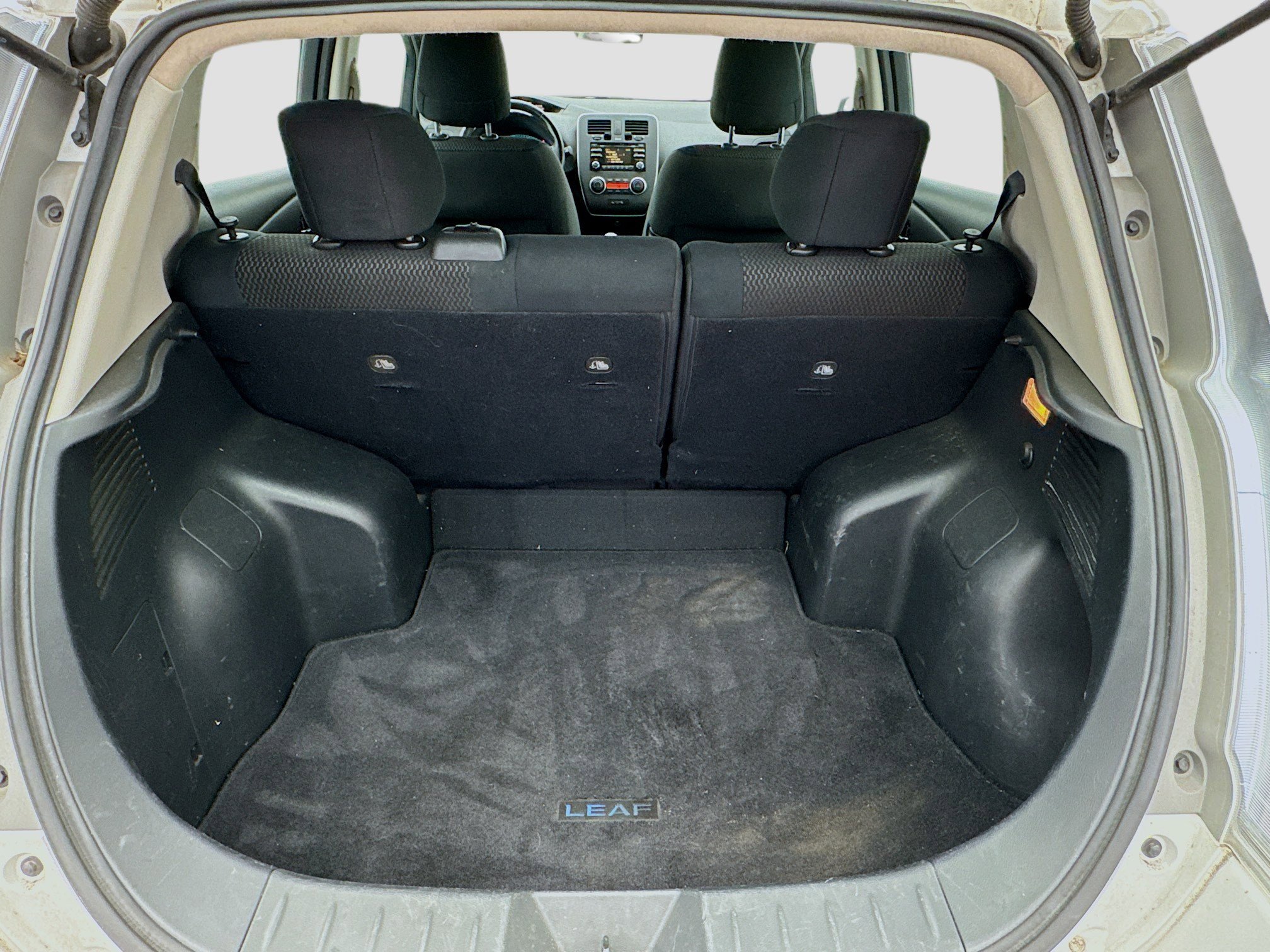 Used 2013 Nissan Leaf S image 15