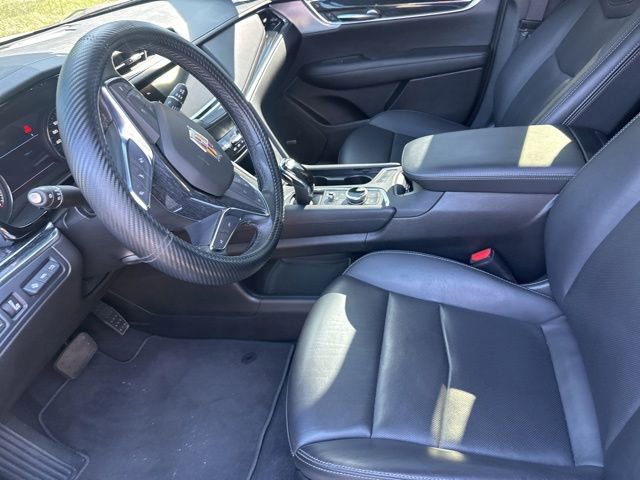 Certified 2023 Cadillac XT5 Premium Luxury w/ Technology Package FWD image 9