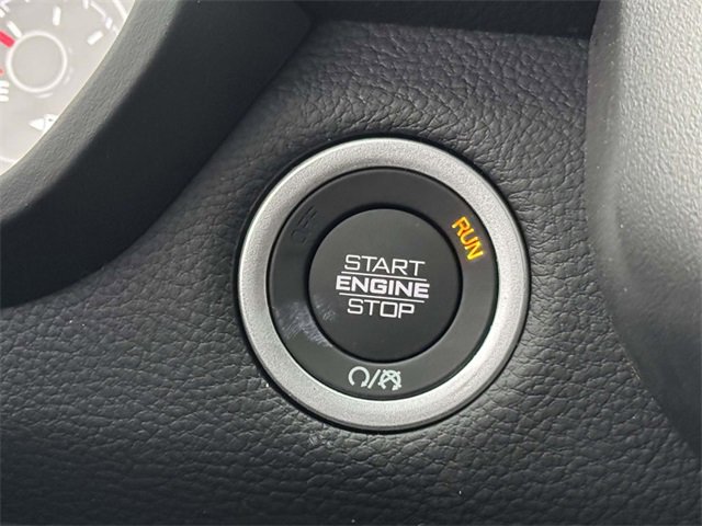 New 2026 RAM 1500 4x4 Crew Cab image 8