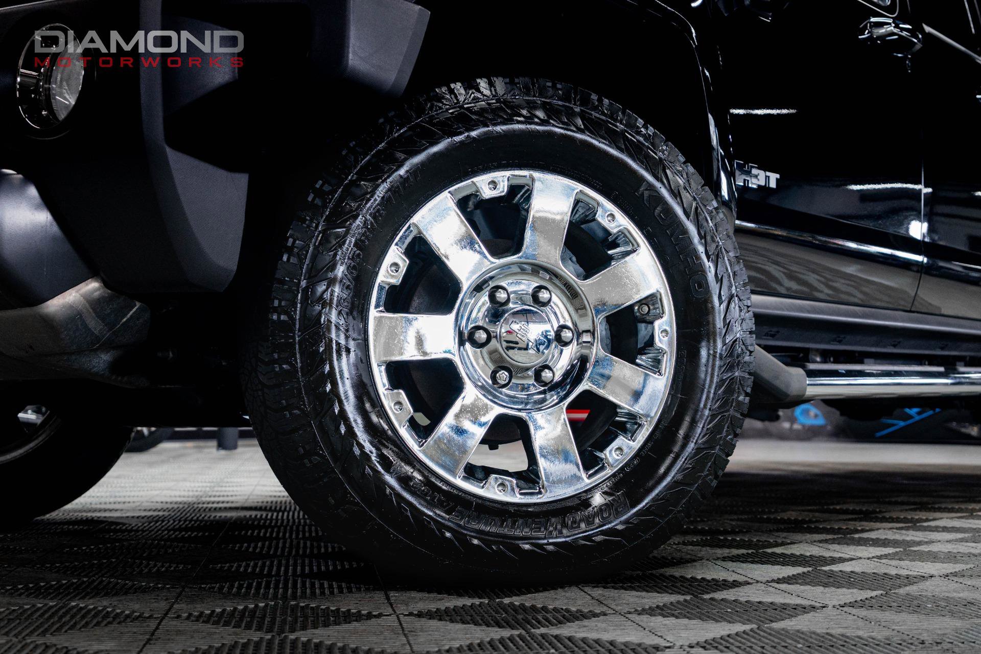 Used 2009 HUMMER H3T Alpha image 6