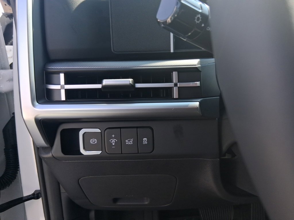 New 2026 Hyundai Santa Fe SE image 21