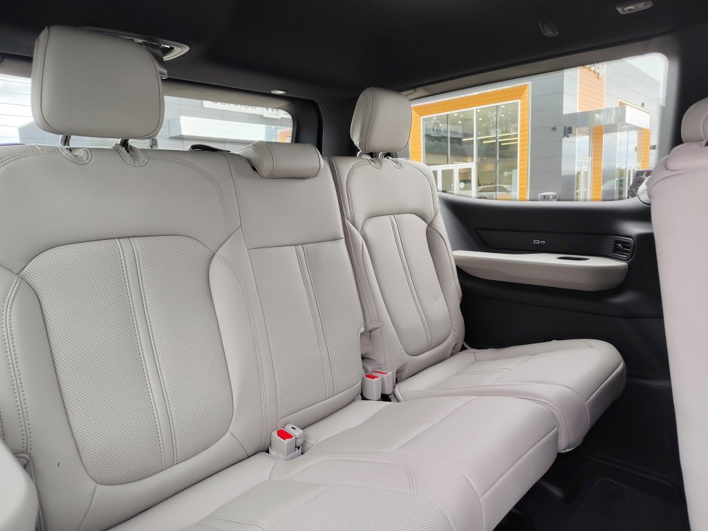 New 2025 Jeep Wagoneer Series I w/ HD Trailer Tow Package image 21