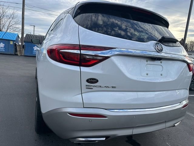 Used 2021 Buick Enclave Essence w/ Sound and Sites Package image 25