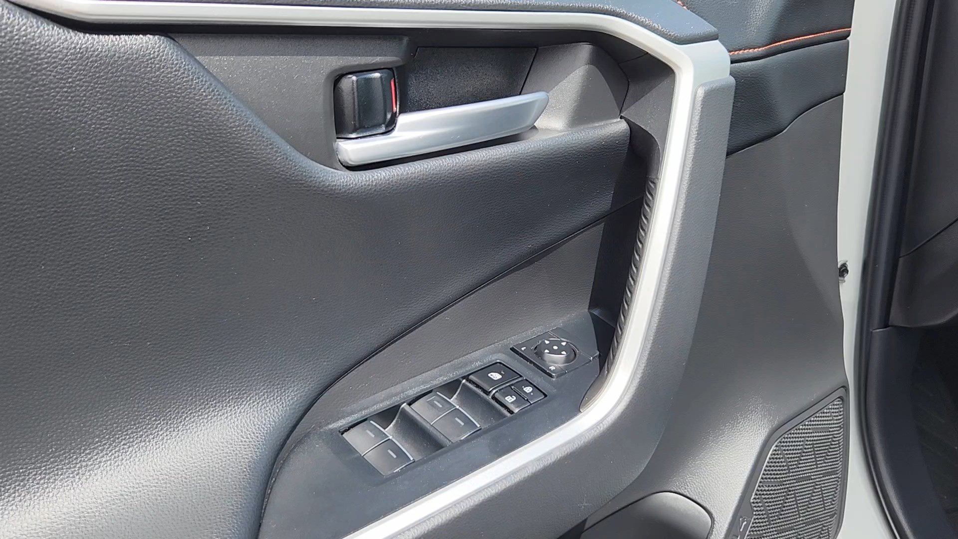 Certified 2023 Toyota RAV4 Adventure AWD/4WD image 7