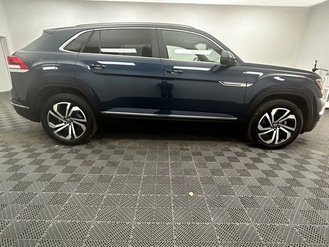 Used 2023 Volkswagen Atlas Cross Sport SEL image 15