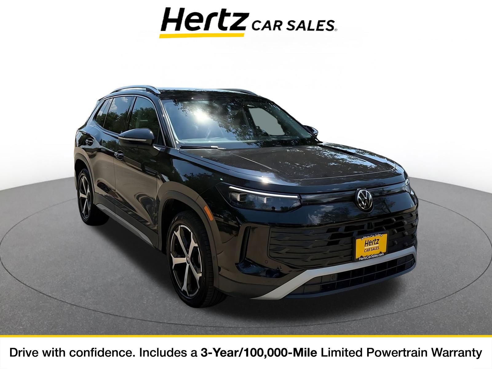 Used 2026 Volkswagen Tiguan SE AWD/4WD image 1