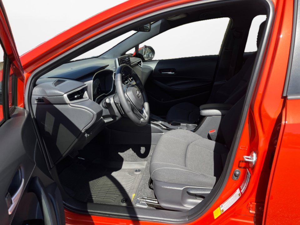 Certified 2025 Toyota Corolla SE image 11