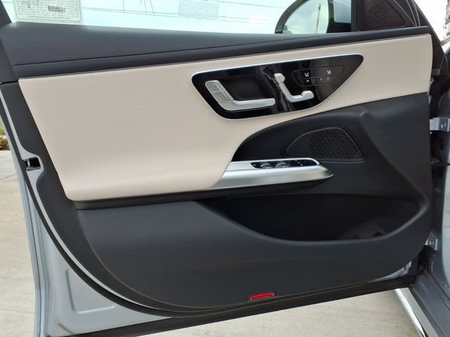 New 2026 Mercedes-Benz E 350 4MATIC Sedan image 12