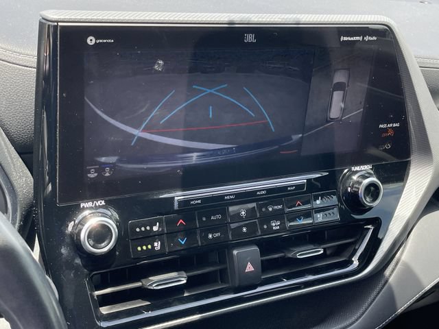 Used 2021 Toyota Highlander Platinum AWD/4WD image 18