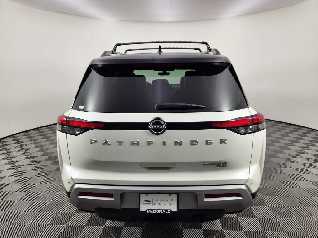 Used 2023 Nissan Pathfinder Platinum AWD/4WD image 4