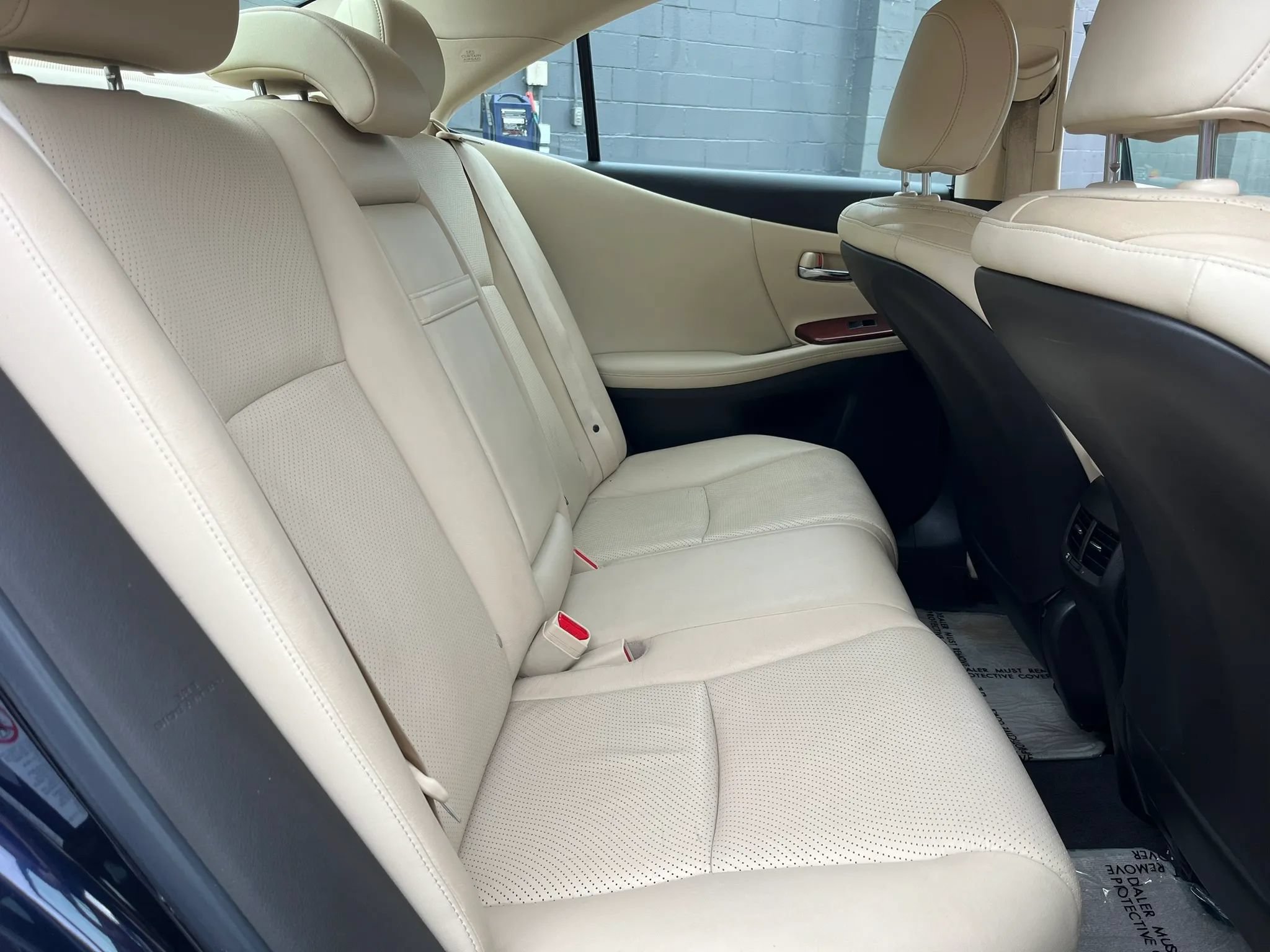 Used 2010 Lexus HS 250h Premium w/ Park Assist Pkg FWD image 16