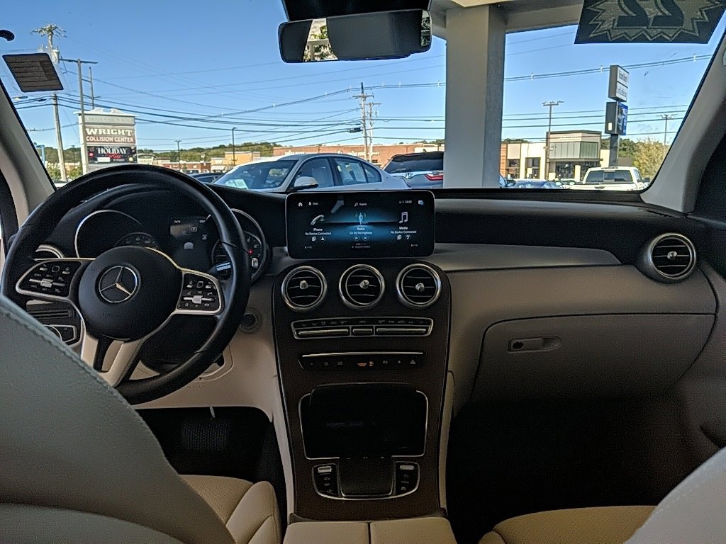 Used 2022 Mercedes-Benz GLC 300 4MATIC image 13