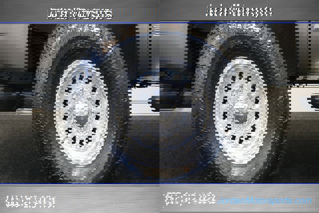 Used 2005 Ford Excursion Limited image 55