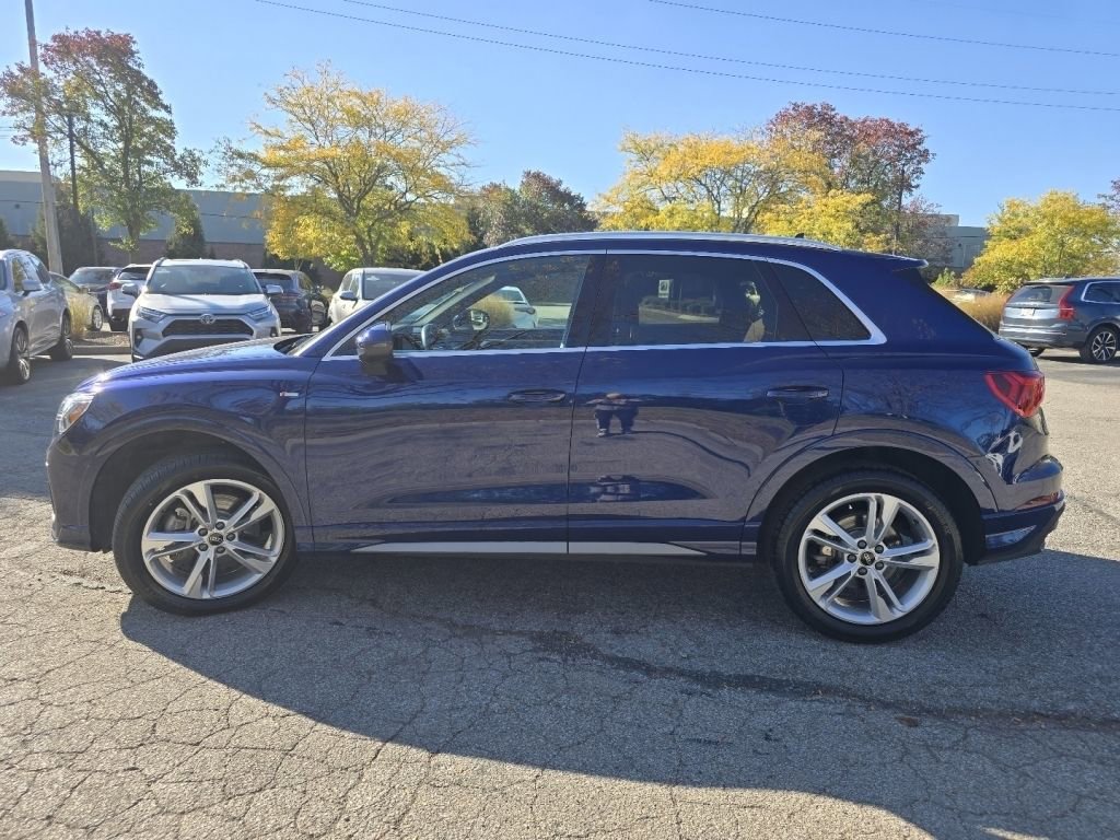 Used 2024 Audi Q3 2.0T Premium Plus image 17