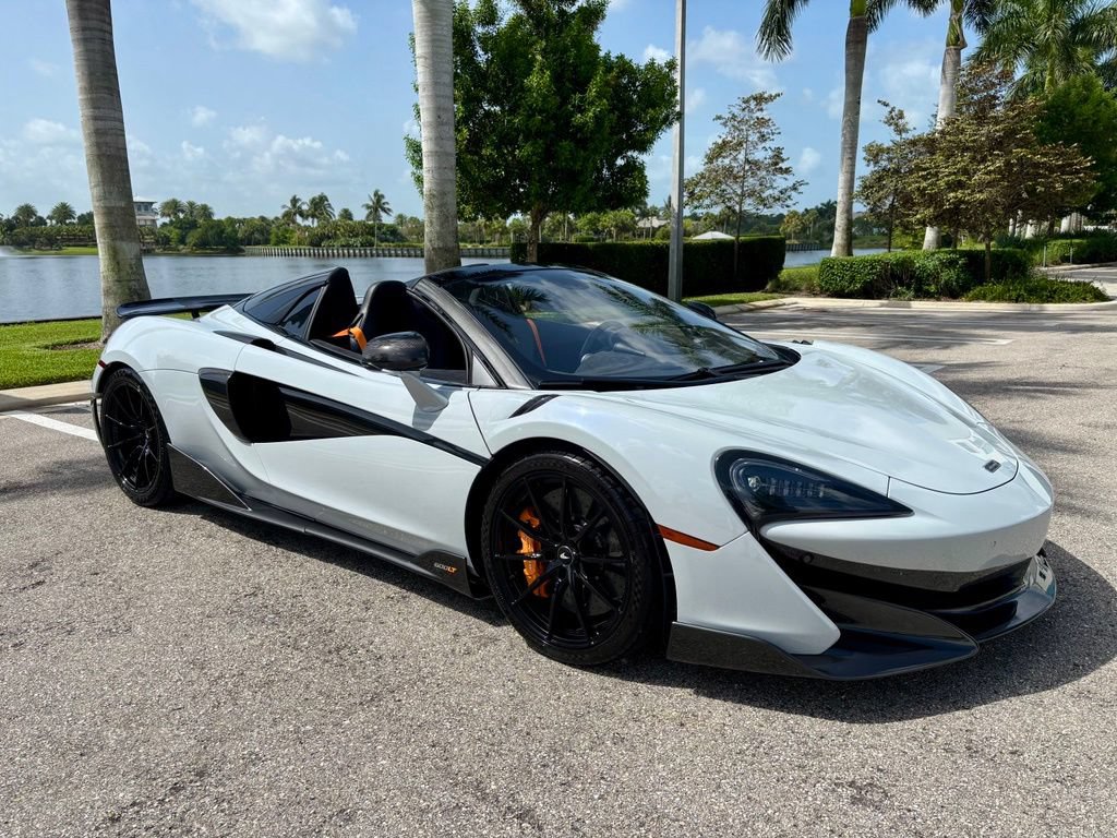 Used 2020 McLaren 600LT Spider RWD image 5
