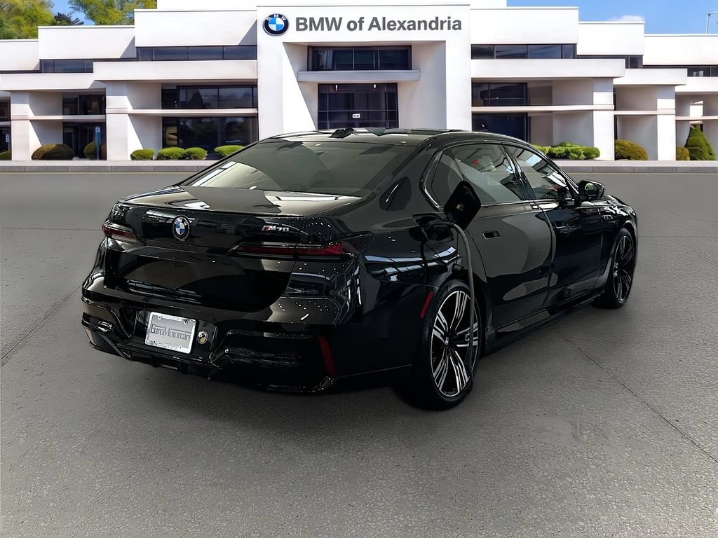 New 2026 BMW i7 M70 AWD/4WD image 6