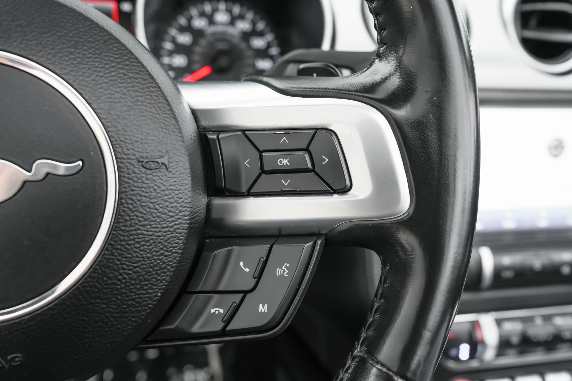 Used 2020 Ford Mustang Premium image 20