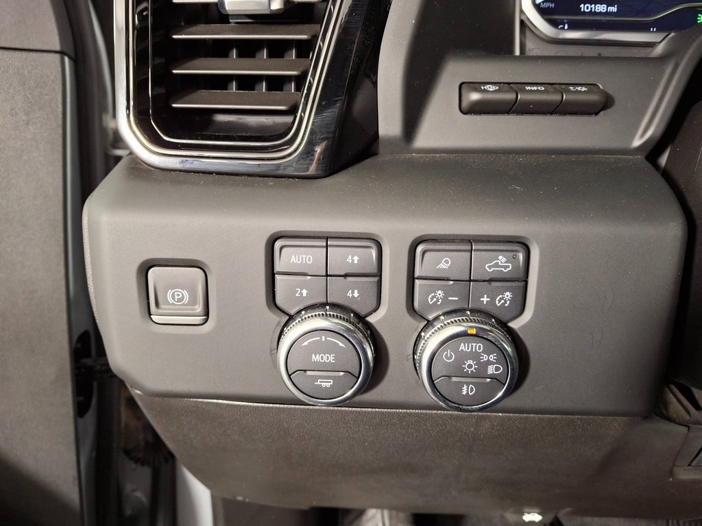 Used 2024 GMC Sierra 2500 AT4 w/ AT4 Premium Plus Package image 16