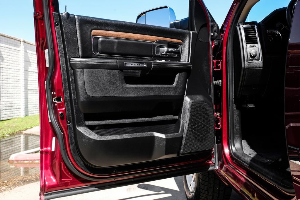 Used 2017 RAM 1500 Laramie w/ Convenience Group image 45