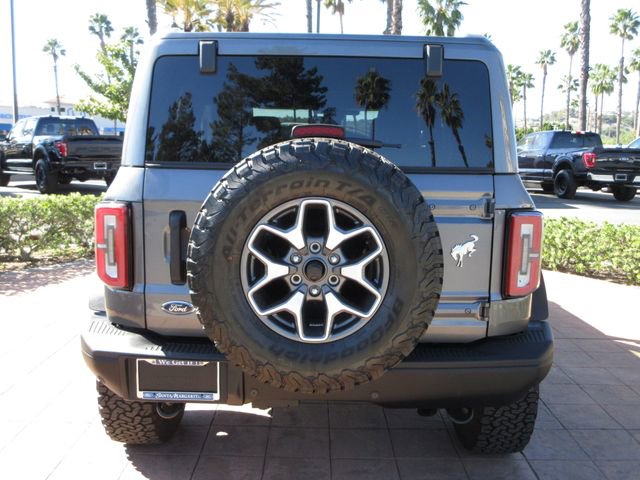 Certified 2025 Ford Bronco Badlands image 3