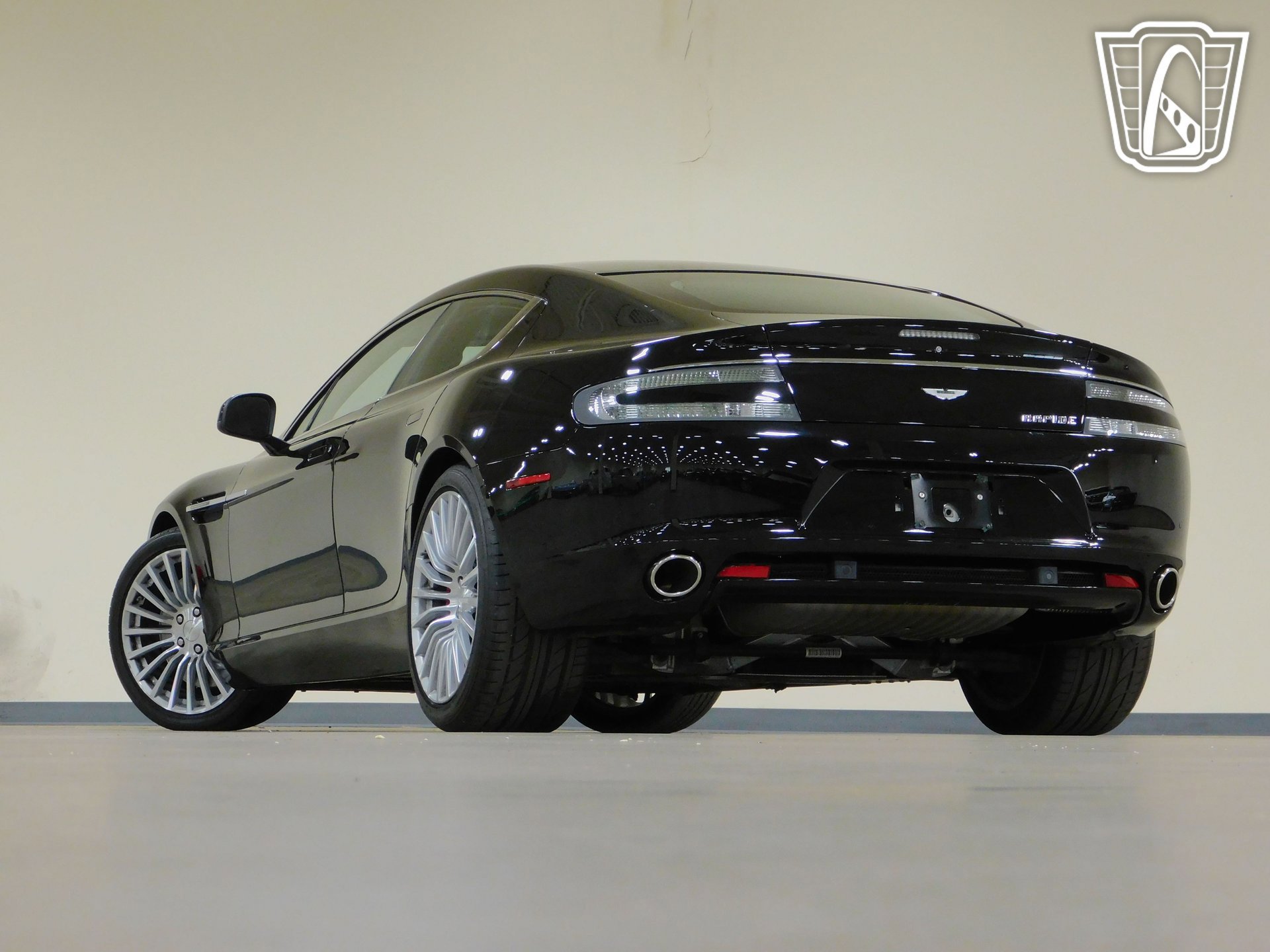 Used 2011 Aston Martin Rapide image 17