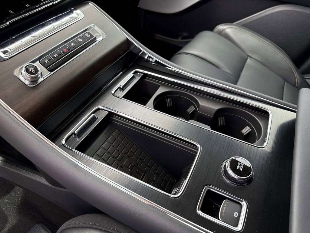 New 2025 Lincoln Aviator Reserve w/ Equipment Group 201A image 26